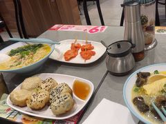 -小杨生煎(白玉兰广场店)