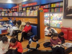 -西西弗书店&矢量咖啡(凯德晶萃广场店)