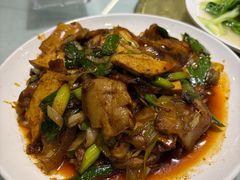 -华光驿站私房菜·黑金冠