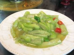 -刘涛酒店(江滩公园店)