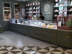-DORABELLA朵娜贝拉(武林银泰店)