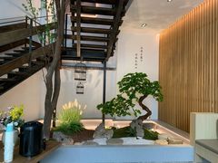 -蜜桃餐厅·伴山(湖滨商业街店)