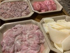 滑肉-化龙桥九宫格火锅(清水河店)