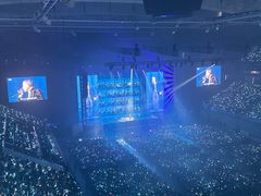 -东方体育中心(地铁站)