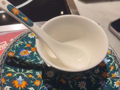 -尚尚仙·酸汤猪手·猪肚鸡火锅(华联万柳购物中心店)