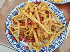 -椒香川流不息川菜馆(二七北路店)