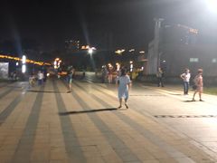 -金鸡岭桥头公园