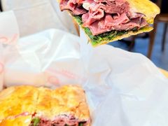-OUR Bakery(中海环宇荟店)