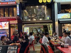 -BHC炸鸡(明洞总店)