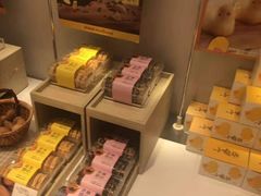 零售区-好利来(新宜白店)