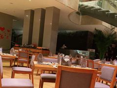 -视界美食自助餐厅·石家庄希尔顿酒店