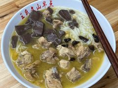 -文山荷鲜居(翠湖店)
