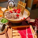 巴奴毛肚火锅:鲜脆爽口,燃情味蕾的火锅盛宴!