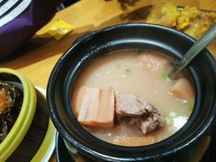 -莲餐厅·湖北菜·潜江小龙虾店(愚园路店)