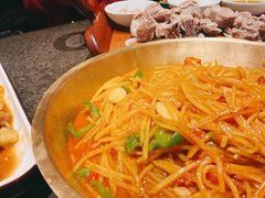 酸辣土豆丝-丝路金桃·新疆菜(徐汇店)