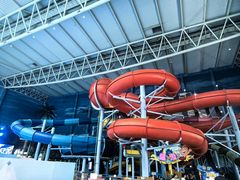 -青岛东方影都融创水世界