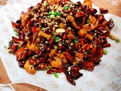 会上瘾的辣子鸡-椒爱水煮鱼川菜(月星环球港店)
