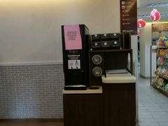 -全家便利店(愚园店)