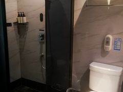-悦致酒店(长沙黄兴路步行街南门口地铁站店)