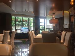 -岷山饭店-芝芝自助餐厅