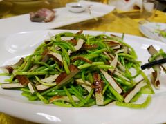 芦蒿炒香干-丁老爷子苏香圆