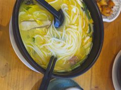 -桥香园过桥米线(国贸店)