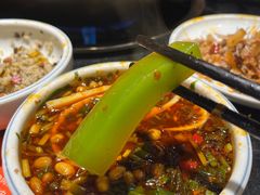 -小饕荟雅安贡椒鱼鲜馆(广福桥店)
