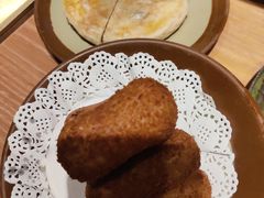 手工牛肉饼-川堂风·跷脚牛肉·乐山爆炒(宝山日月光店)