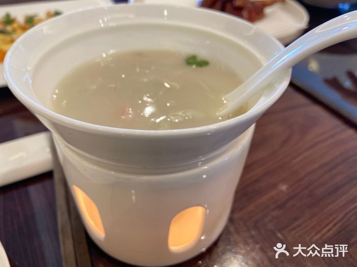 名佳荟鱼茸海鲜羹图片