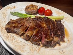 -MONICH牛排融合餐厅(和义大道购物中心店)