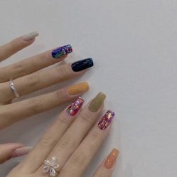 -LILY NAILS美甲美睫