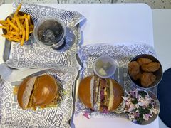 -TRIPS BURGER(大钟寺店)
