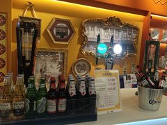 -大食代美食广场(上海中心店)