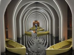 -涨巢·潮玩水疗局