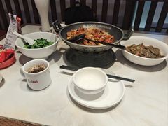 -味上湘菜馆(阿波罗店)