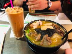 -星林居酸辣米线餐厅