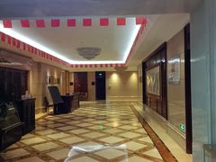 -湖北文旅洪宾红莲湖酒店