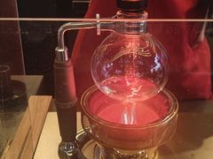 -星巴克臻选(上海虹桥新天地三店)