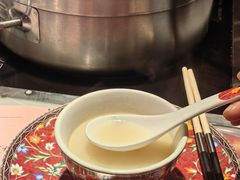 -尚尚仙·酸汤猪手·猪肚鸡火锅(华联万柳购物中心店)