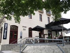 -Ribs & Burgers The Rocks