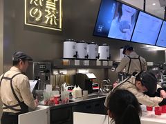 -奈雪的茶(市百一店)