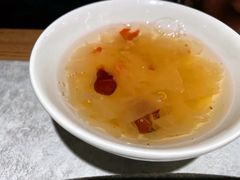 银耳汤-鲜潭蒸汽石锅鱼(五道口购物中心店)