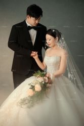 -雪中彩影婚纱摄影·微光艺术中心