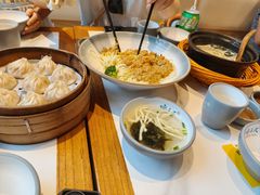 -馋三尺蟹粉小笼(人民广场店)