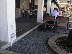 -喜洲吧·江畔老船厂·庭院餐厅(喜临院店)