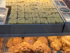 -酥大興·新国潮糕点配茶饮(龙岗万达黑金店)