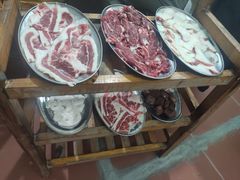 -光头仔烧鸡牛杂店