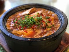 石锅耗儿鱼-盛世煨汤馆