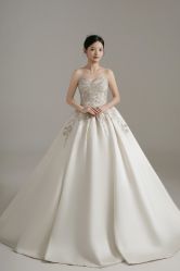 -巴黎春天婚纱摄影(临安店)