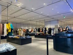 -URBAN REVIVO(欢乐海岸购物中心店)